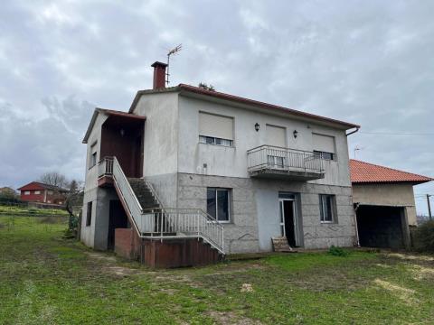 CASA UNIFAMILIAR EN BEMBRIVE VIGO