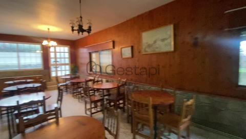 EDIFICIO CON GRAN POTENCIAL EN SAN VICENTE DO GROVE