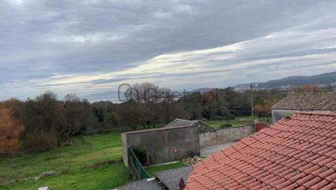 EDIFICIO CON GRAN POTENCIAL EN SAN VICENTE DO GROVE