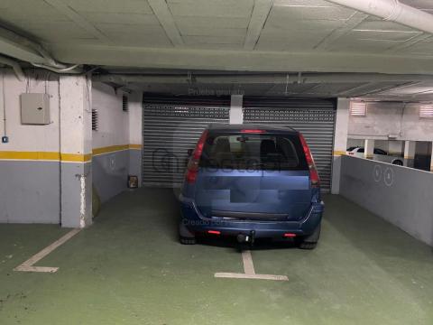 PISO 3 HABITACIONES C/ VIGO