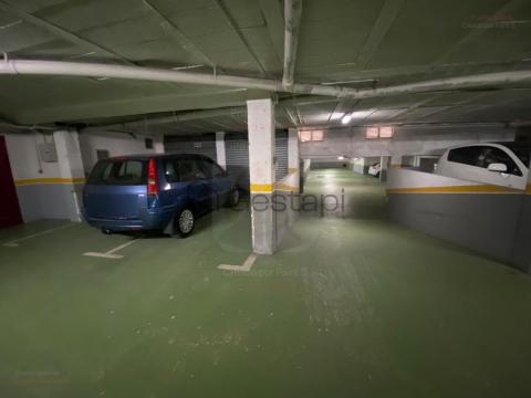 PISO 3 HABITACIONES C/ VIGO