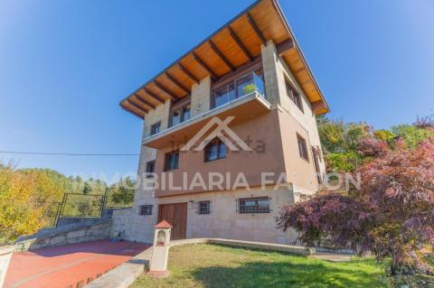Elegancia y naturaleza en el corazón de A Cañiza