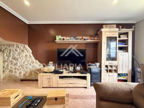 Casa Reformada de 3 Plantas con Garaje | Teis, Vigo